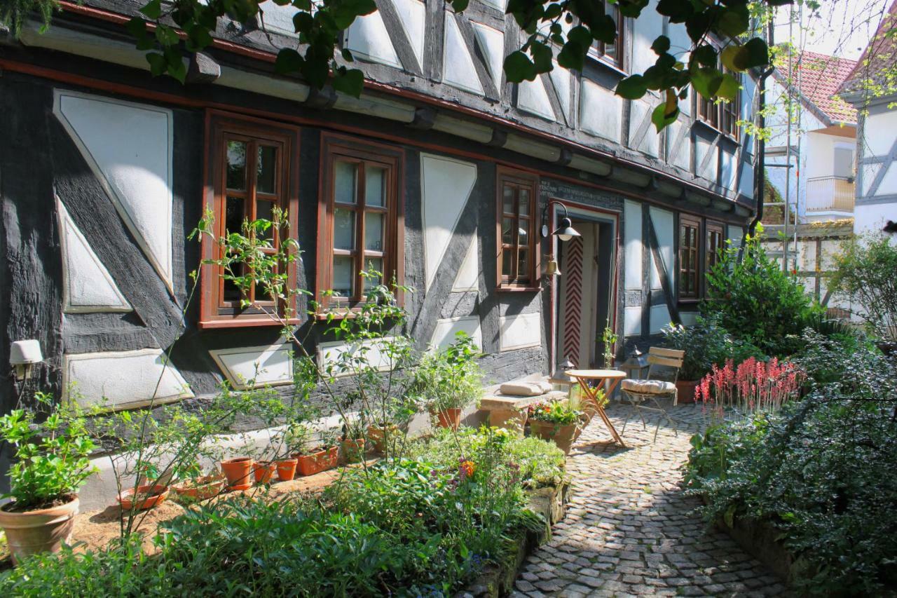 Alte Pfarre Gudensberg Apartment Luaran gambar