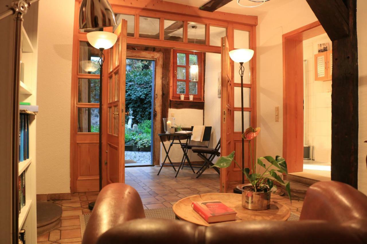 Alte Pfarre Gudensberg Apartment Luaran gambar