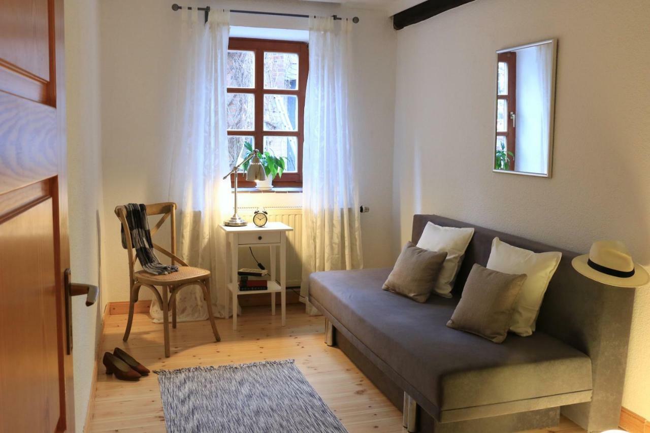 Alte Pfarre Gudensberg Apartment Luaran gambar