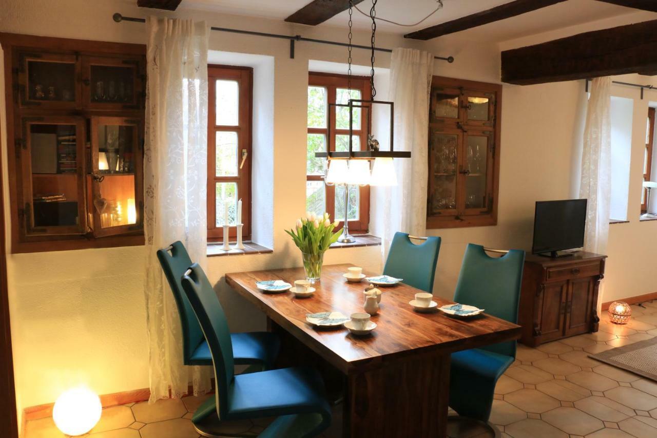 Alte Pfarre Gudensberg Apartment Luaran gambar